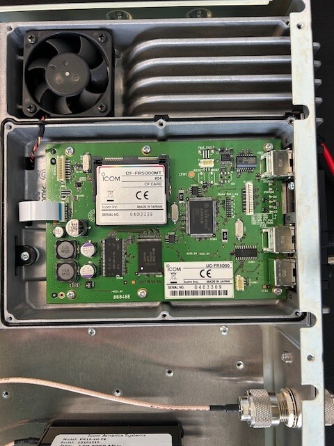 ICOM IC-FR5000 repeater used.