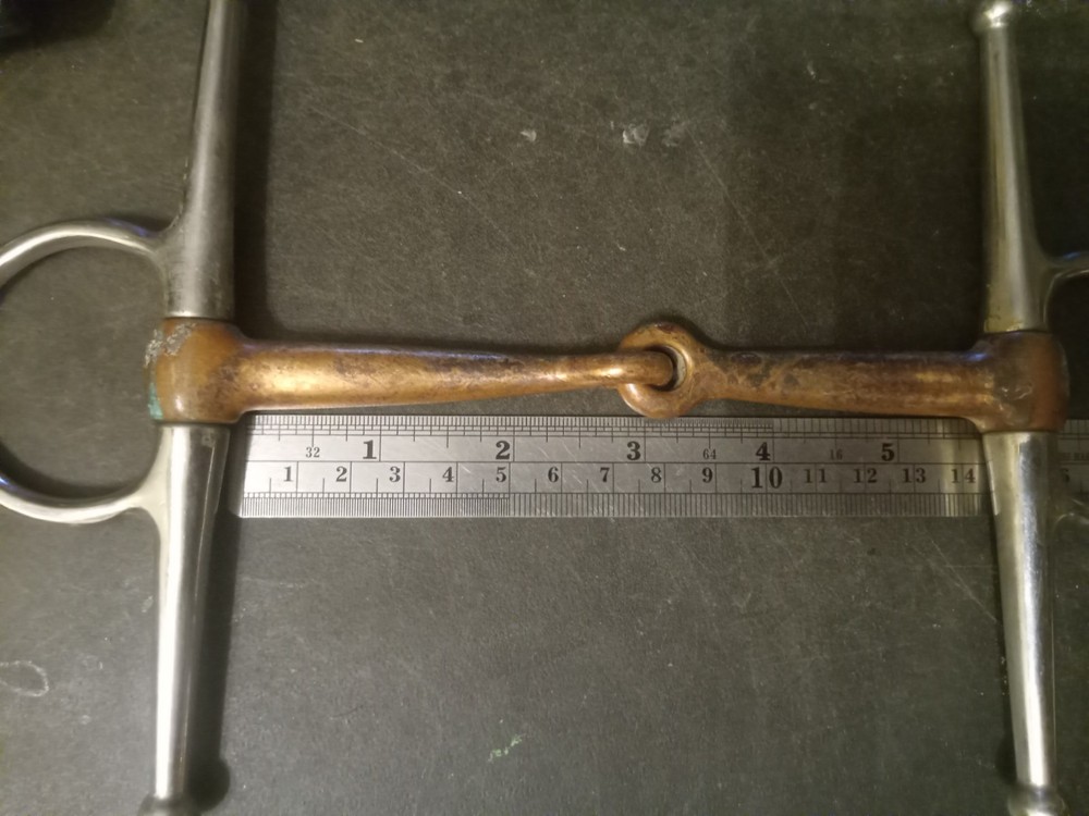 Used eggbutt full cheek snaffle Bit 5 1/2 in copper mouth