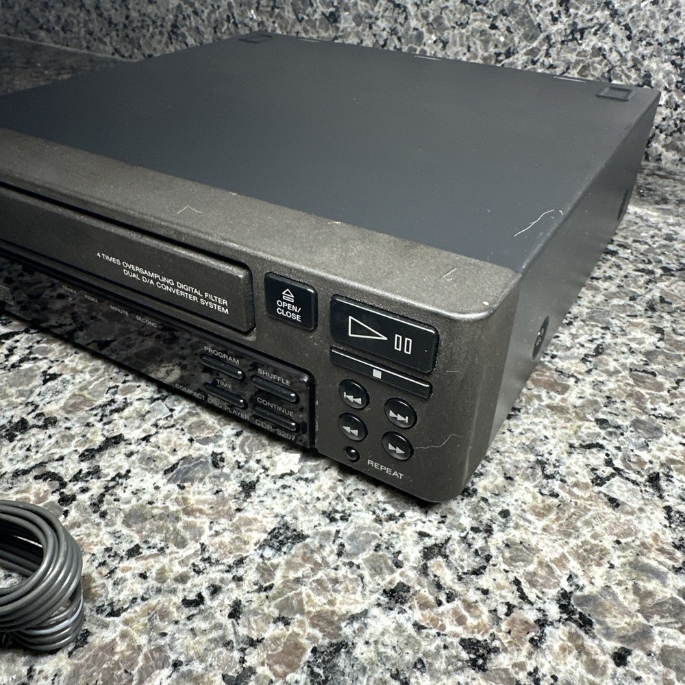 Sony Compact Disc Player CDP-S207 Tested & Working