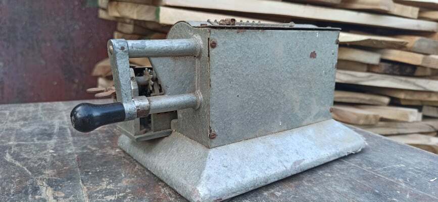 Original Mechanical Calculator "Felix" USSR-Arithmometer Vintage Adding Machine