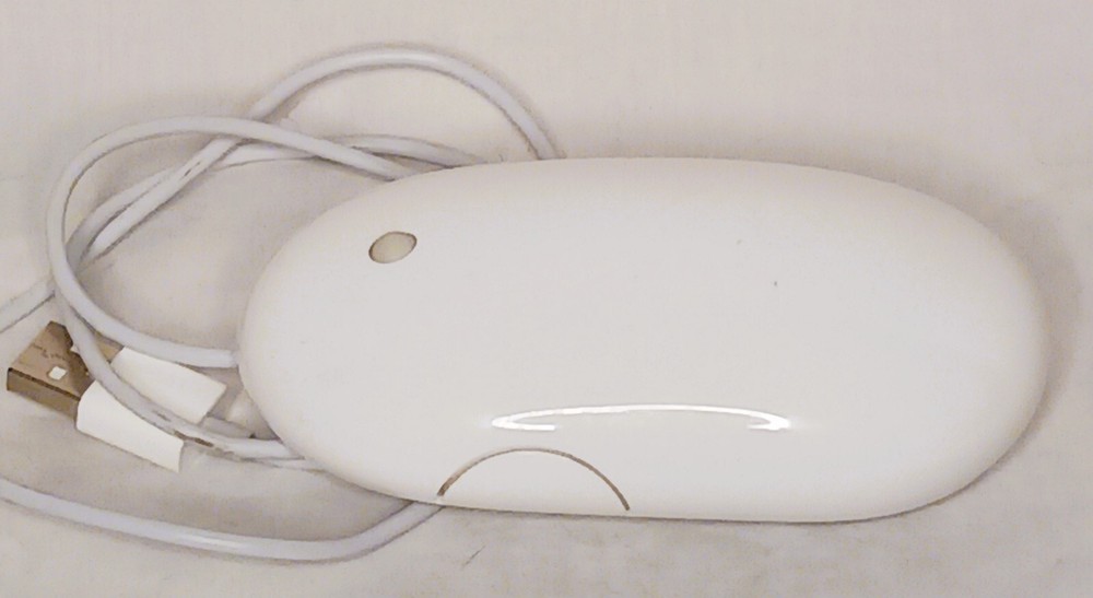 Apple White Mighty USB Wired Optical Mouse A1152