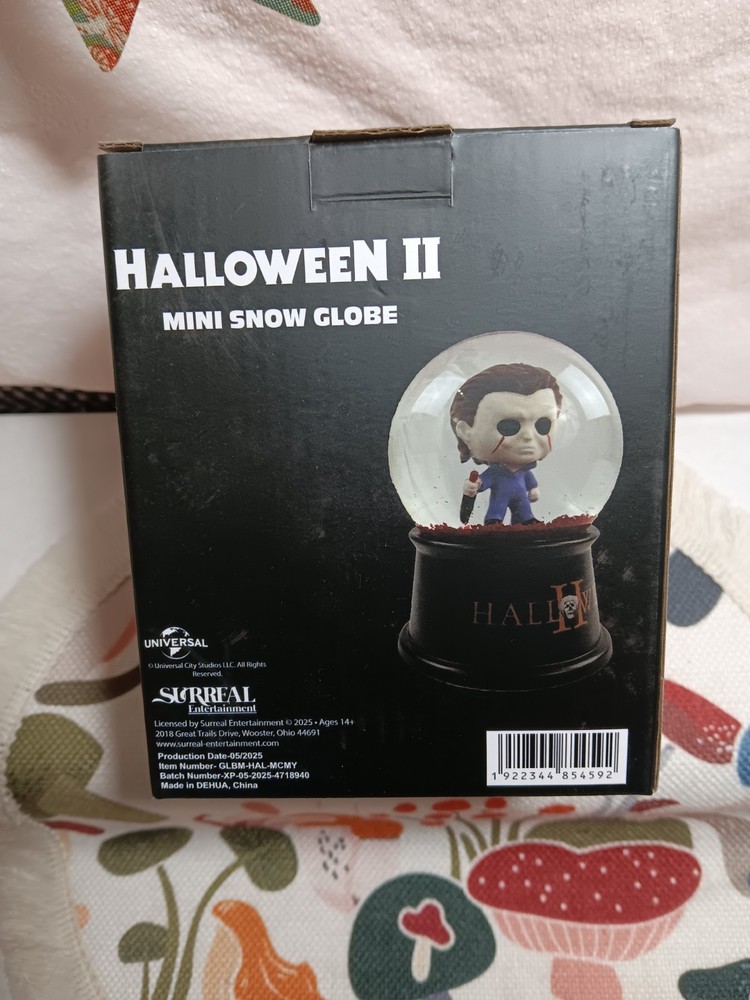 🔥Halloween II Horror Mini Snow Globe BNWT🔥
