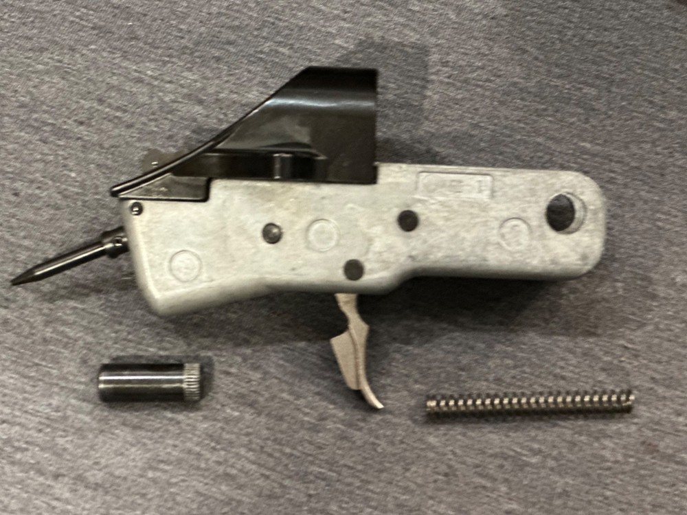 THOMPSON CENTER .50 CAL IMPACT MUZZLELOADER Trigger Assembly USED CONDITION.