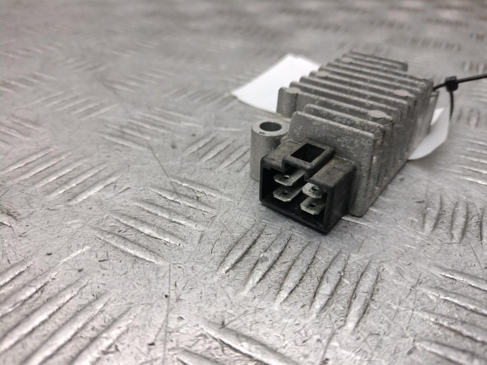 2016 YAMAHA WR 125 X 5 X RECTIFIER REGULATOR