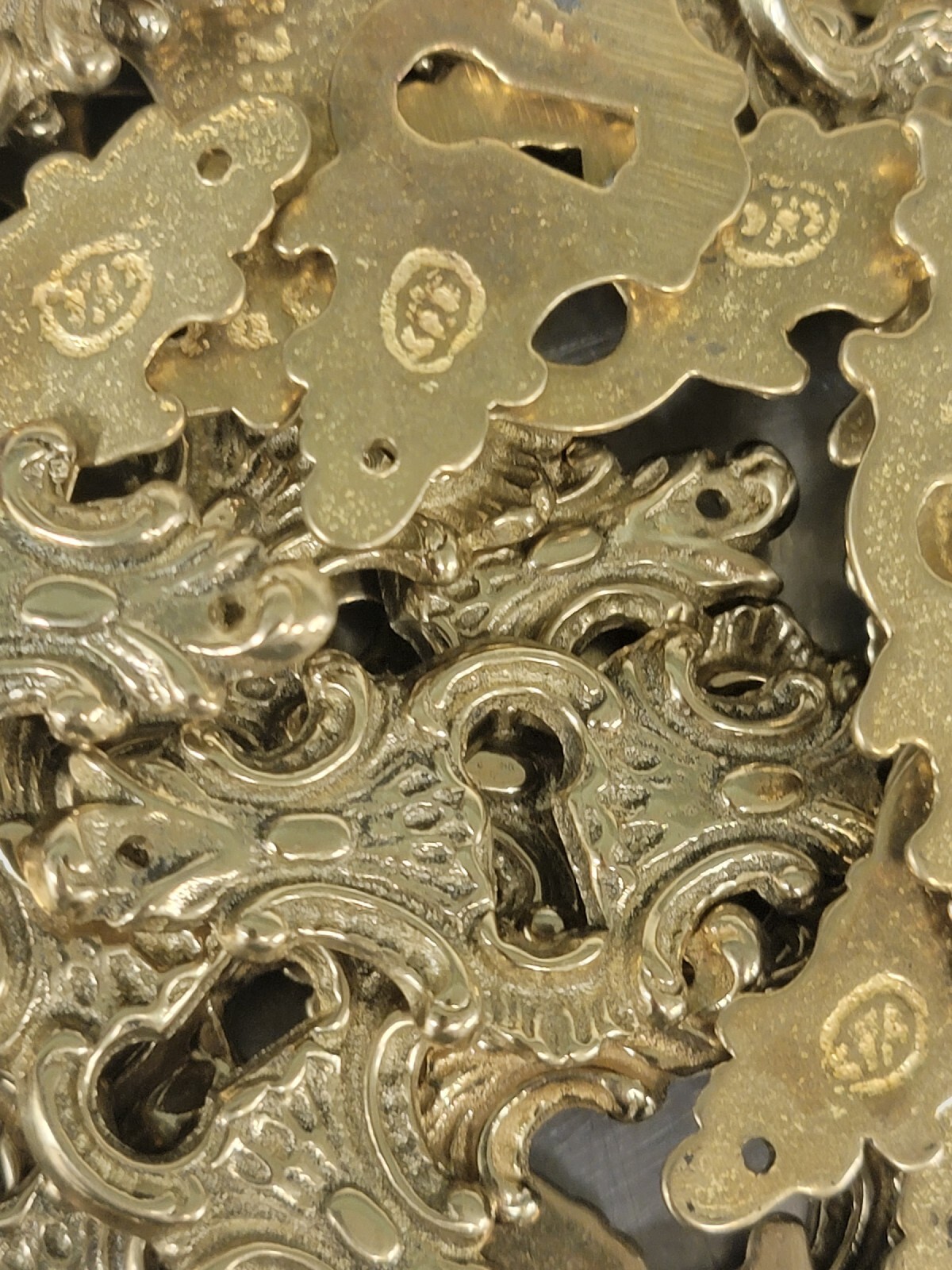 NOS Ornate Heavy DUTY Brass 2-1/4" Victorian Style Keyhole Escutcheon