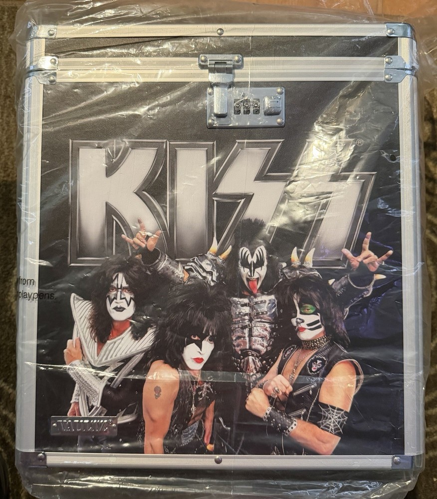 Brand New KISS Vaultz locking vinyl record case is a secure, Protects 50-albums