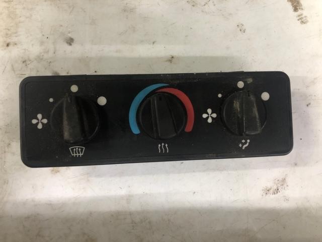Freightliner FS65 Heater A/C Temperature Controls - Used