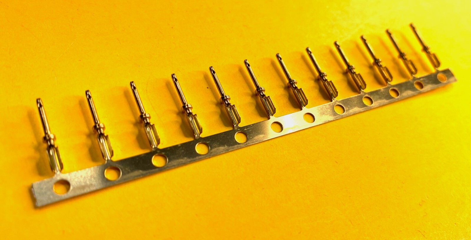 QTY 12 Contact Pins for Motorola  XTL APX Accessory Connector HLN6863 3980034F04