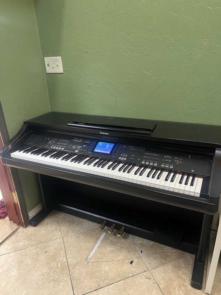 Technics Digital Piano Ensemble SX-PR702