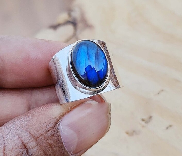 Solid 925 Sterling Silver Natural Labradorite Oval Gemstone Handmade Boho Ring