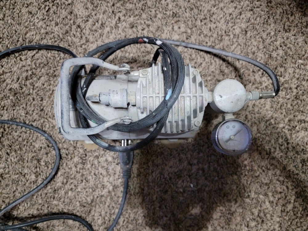 CENTRAL PNEUMATIC NO. Professional MINI AIR COMPRESSOR
