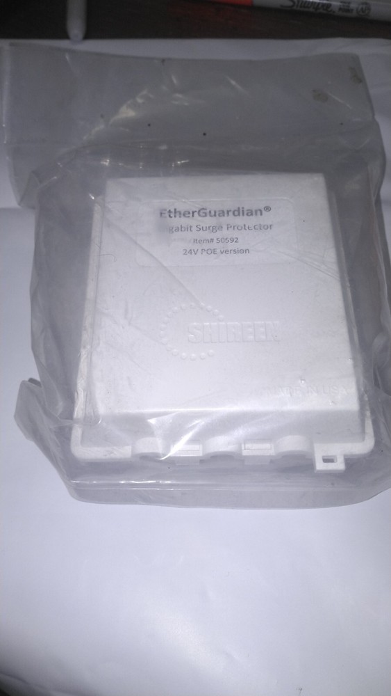 Gigabit Surge Protector 24v poe version, white box, EtherGardian Shireen