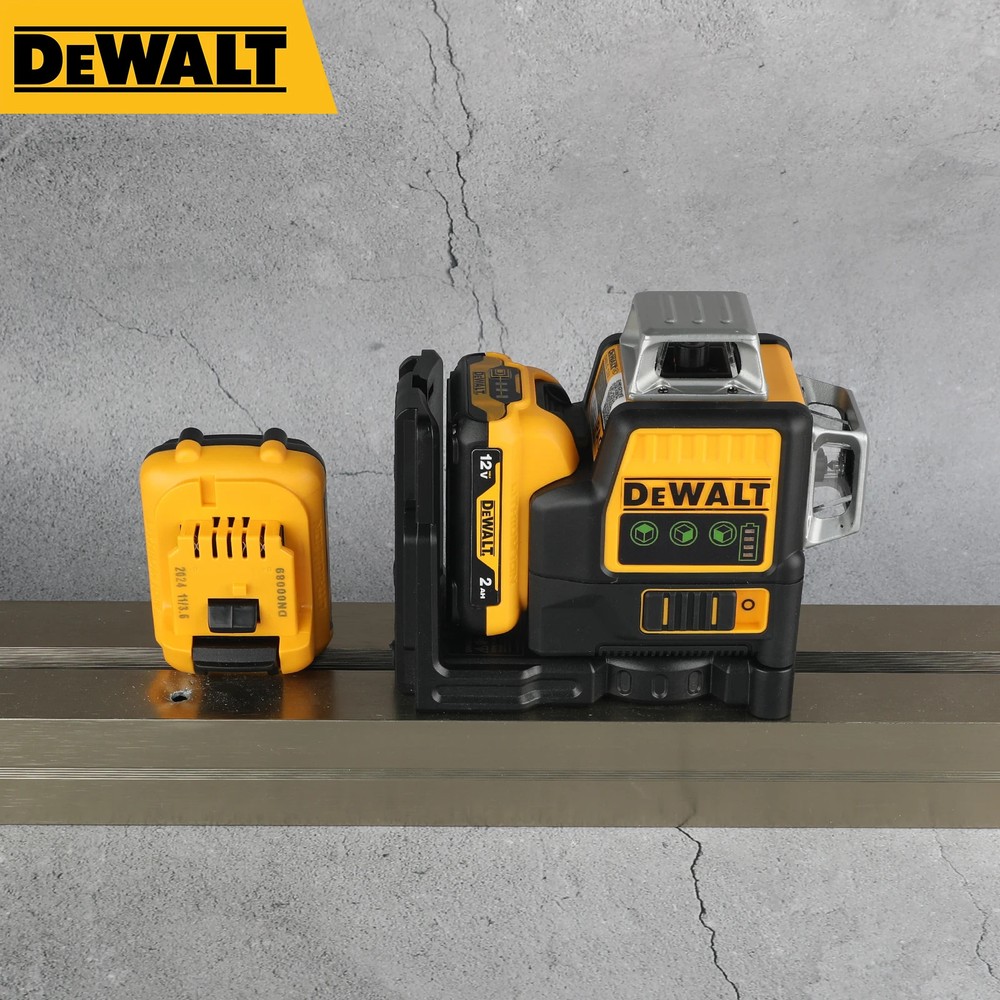 Dewalt DW089LG 12-Line Green Beam Laser Level - 360° 3-Side Coverage ⭐⭐⭐⭐⭐