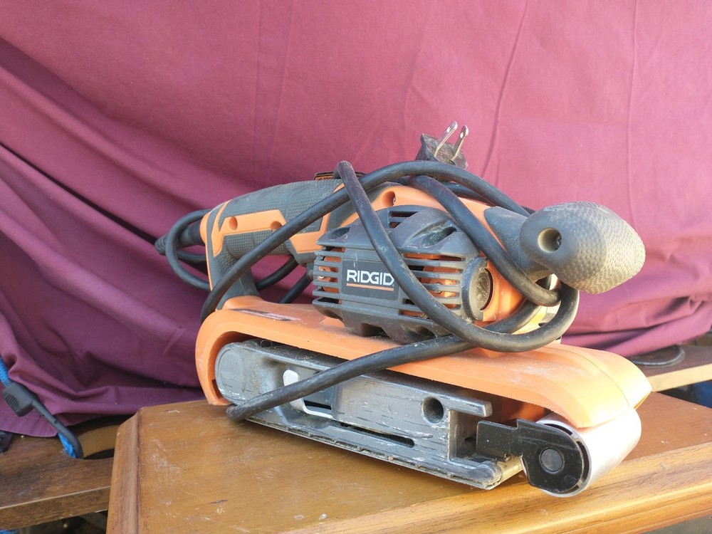 RIDGID Heavy Duty Variable Speed Belt Sander