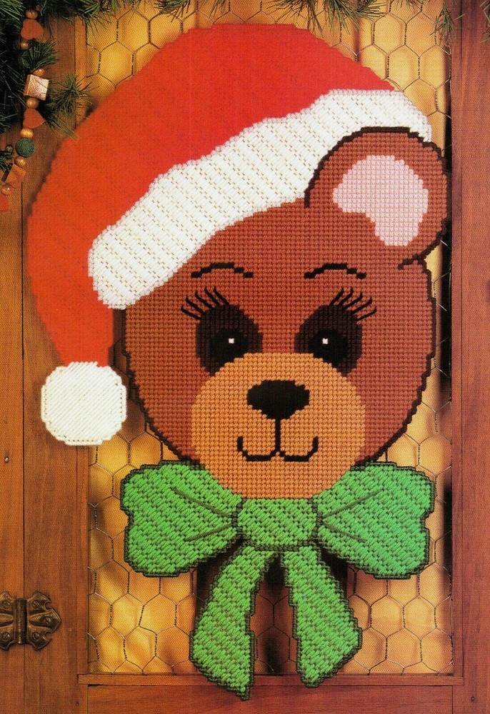 YULETIDE WALL DECOR BEAR & DEER CHRISTMAS PLASTIC CANVAS PATTERN INSTRUCTIONS