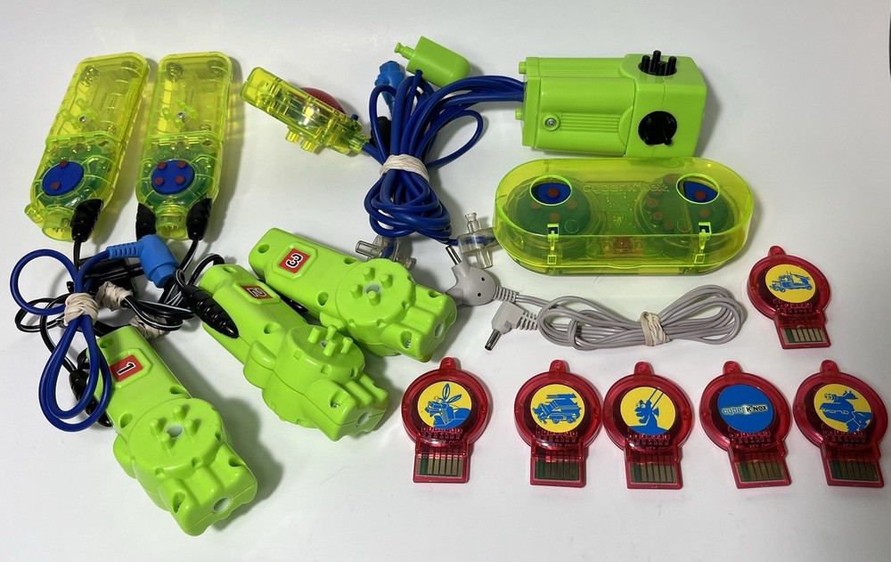 K'Nex Cyber Controller Bundle Including Remote Control, Motors & Keys