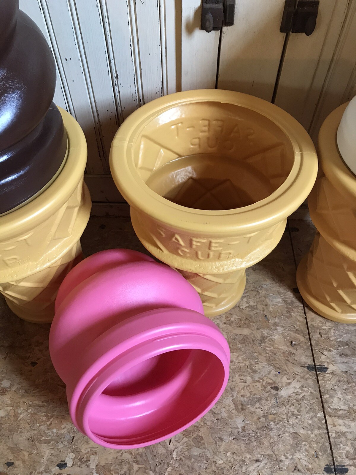 GIANT Blow Mold Plastic Ice Cream Store Cone Displays Swirl Safe T Cup Lot Of 3