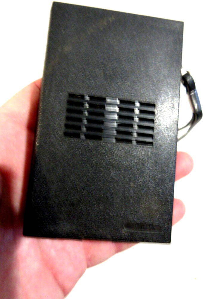 Vintage Precor Solid State AM Transistor Radio