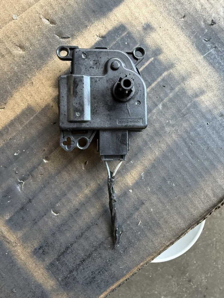 PACCAR TEMPERATURE BLEND MODULE T6892003