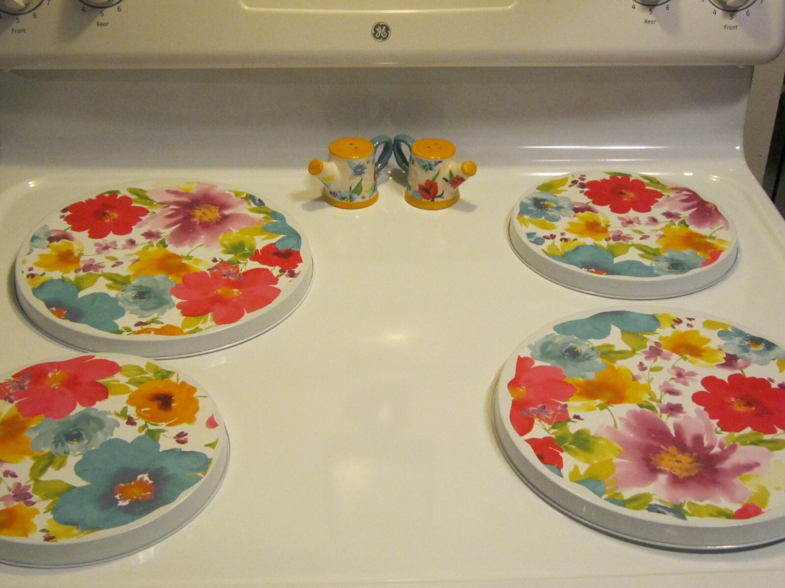 NEW HANDCRAFTED PIONEER WOMAN BREEZY BLOSSOM LAMINATE STOVE BURNER COVERS