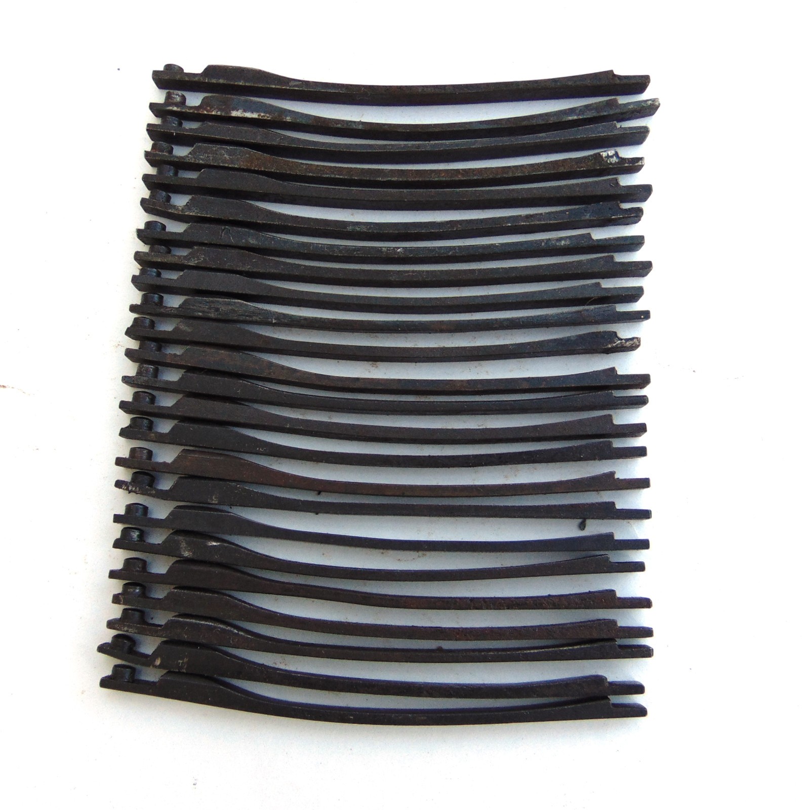 WW2 German 98 Mauser rifle stock Middle band Milled Spring Band. No serial.Orig.