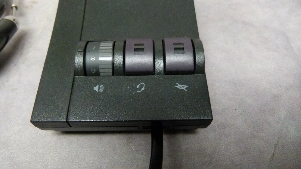 Plantronics Vista Model M12 Headset Amplifier with Plantronics Headset