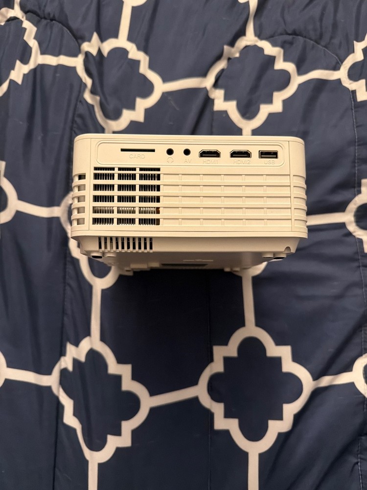 Faltopu DR06 1080P Projector - Good condition