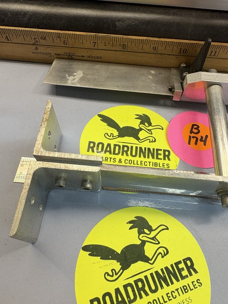 RC BOAT RUDDER / USED
