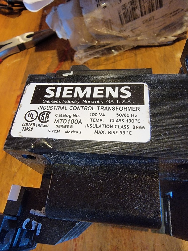 SIEMENS MT0100A / MT0100A (NEW IN BOX)
