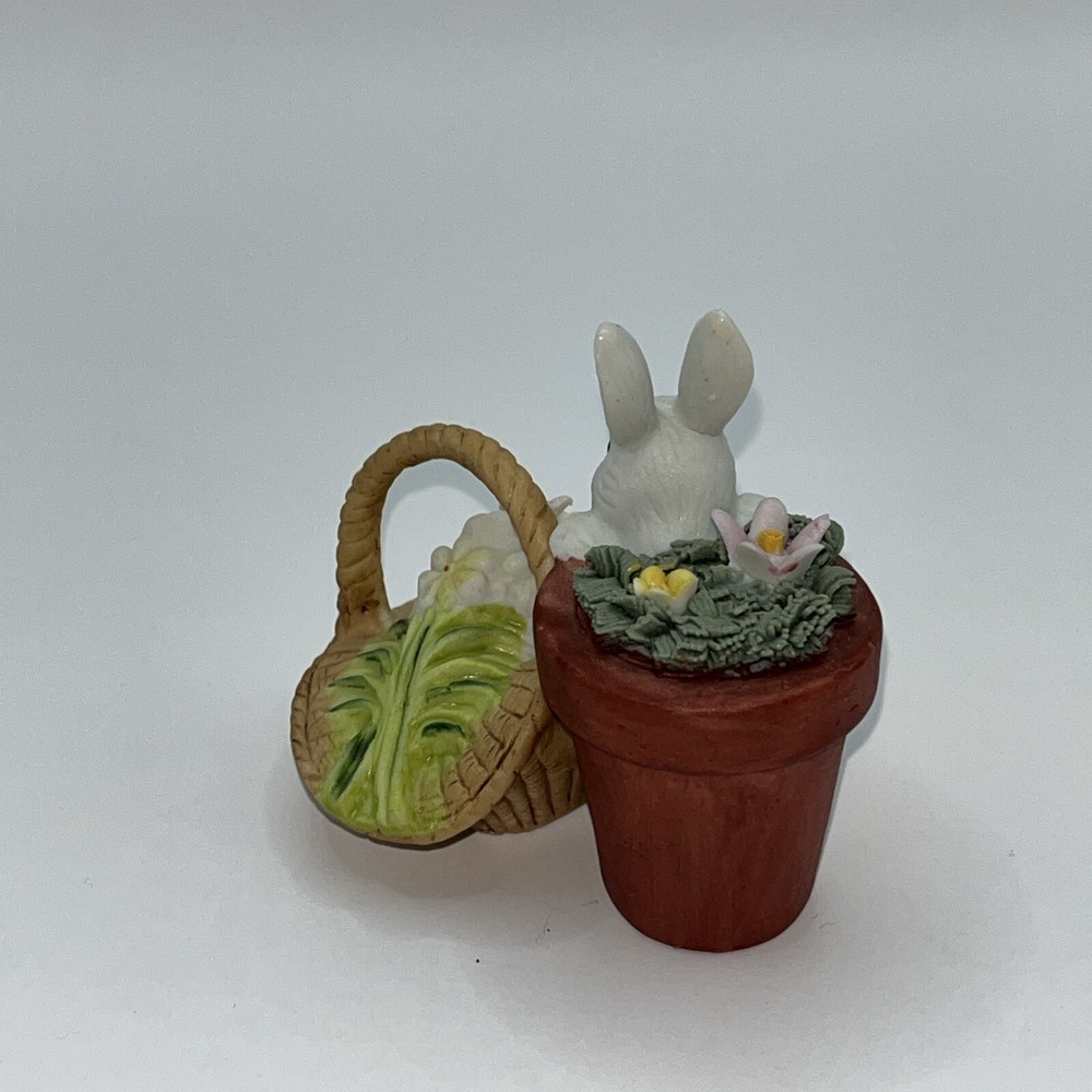 Enesco Bunny Rabbit Porcelain/Ceramic figure