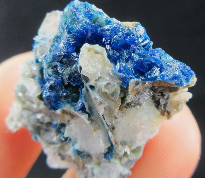 Rare Blue Veszelyite and Hemimorphite on Quartz Dongchuan District Yunnan