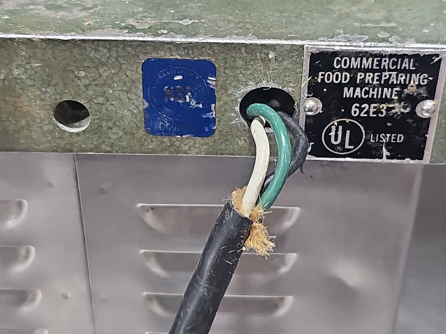 Mannhart MV 80 Commercial Food Processor With 6 pc Disc Attachment Set