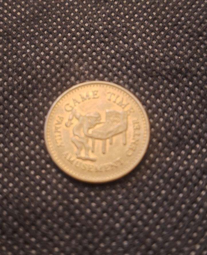 Game time amusement token e9795UXX