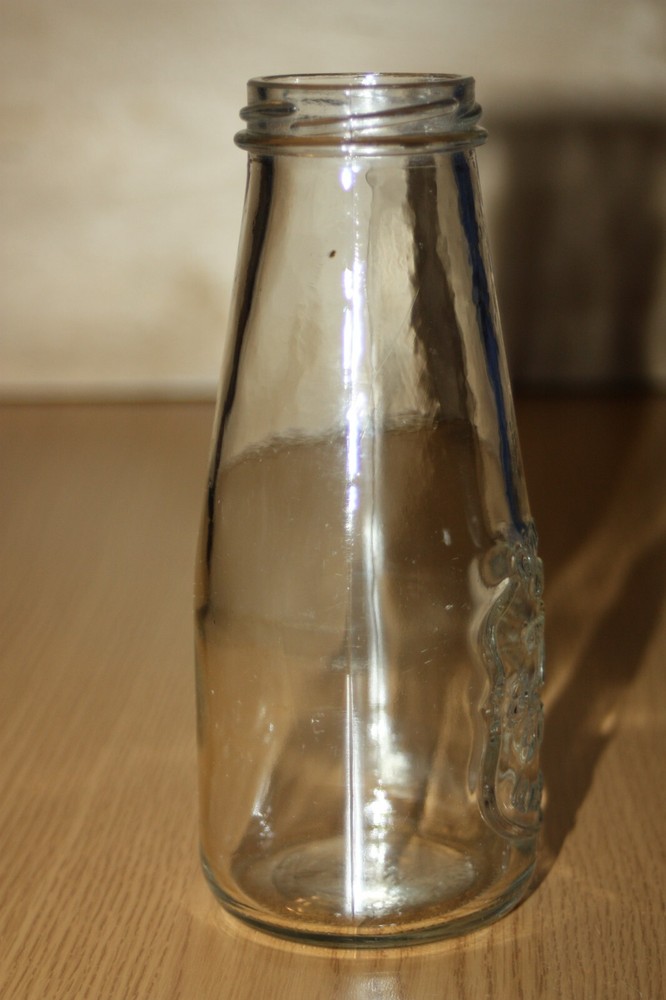 2 Collectable Drinks Bottles - Crofton Refreshing Ice Cold Drink Glassware