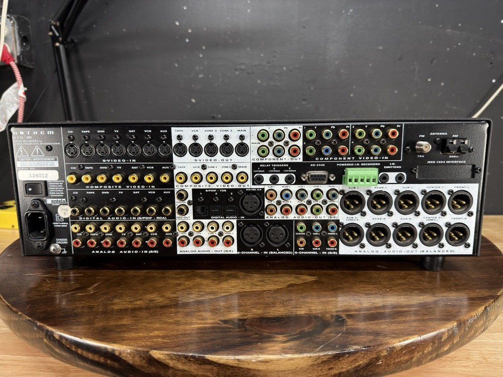 Anthem AVM 30 Stereo Preamplifier/Processor