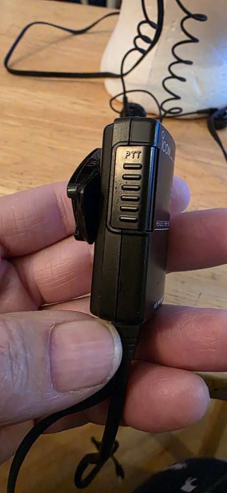 ICOM HS-60 HEADSET VOX, PTT, & ONE TOUCH