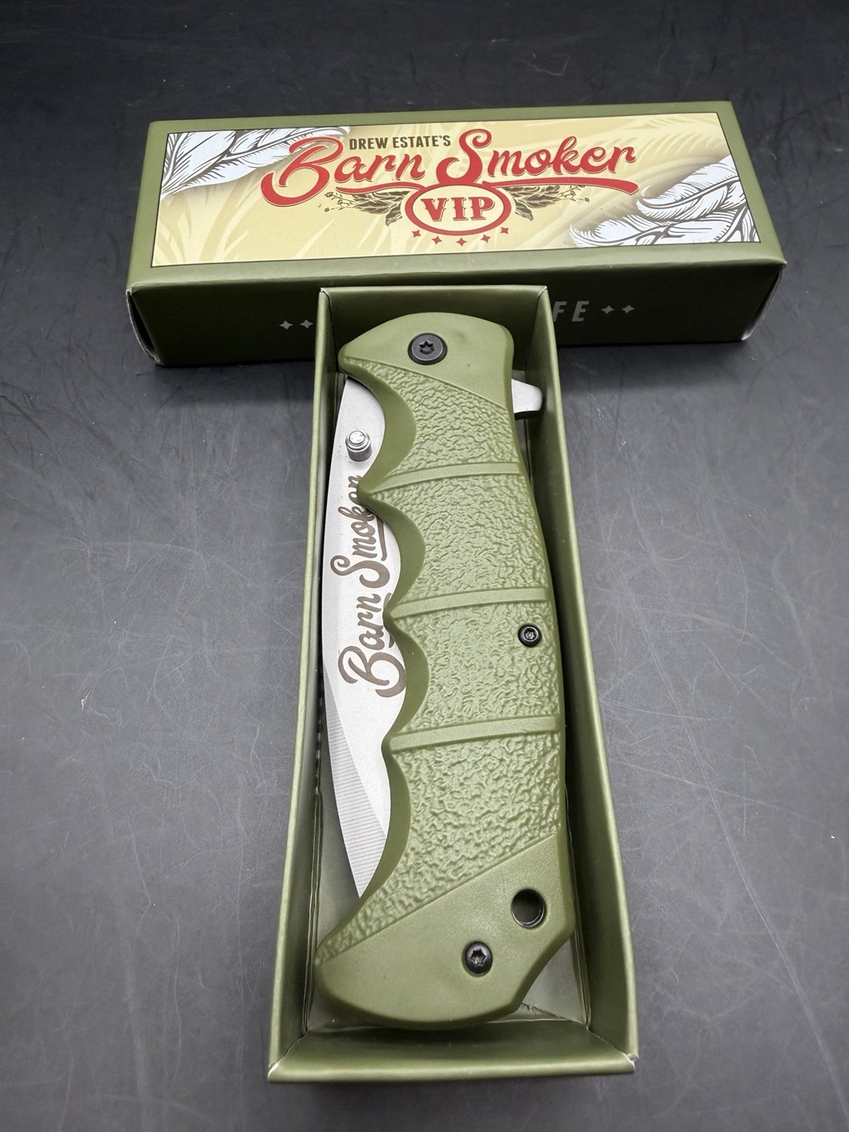 Drew Estate Barn Smoker VIP Knife