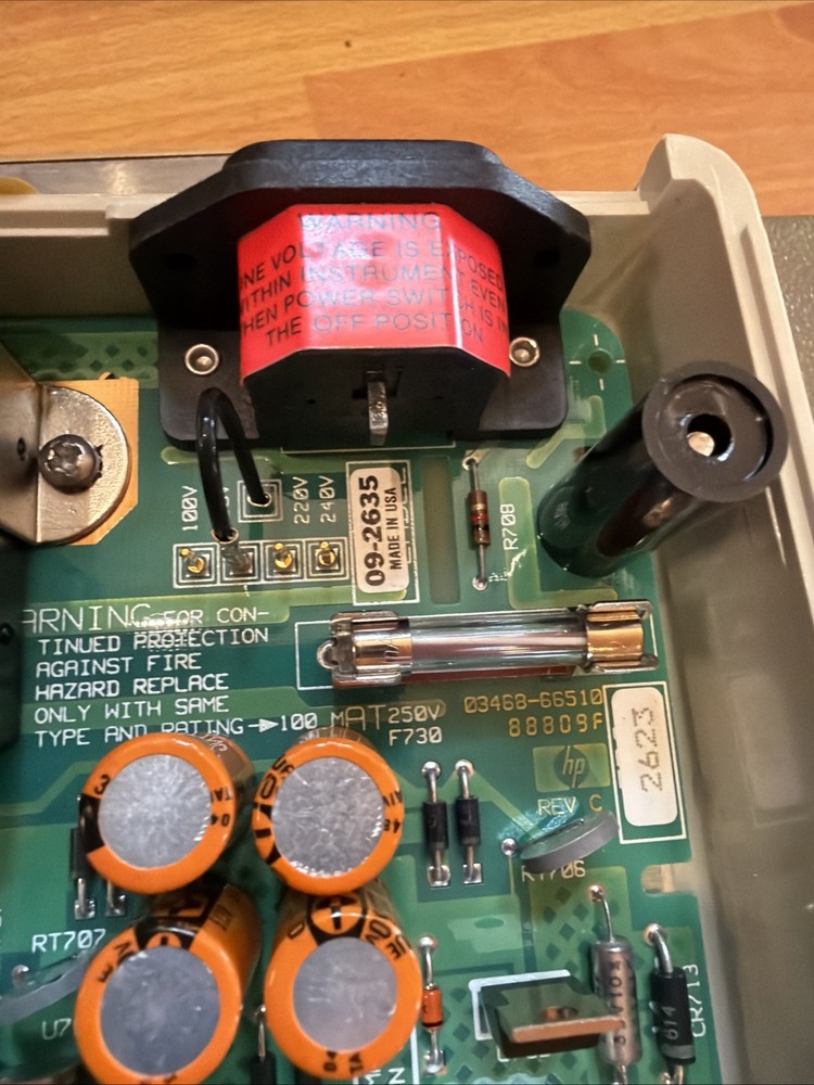 HP 3468A 5.5-Digit Digital Multimeter with HP-IL Interface