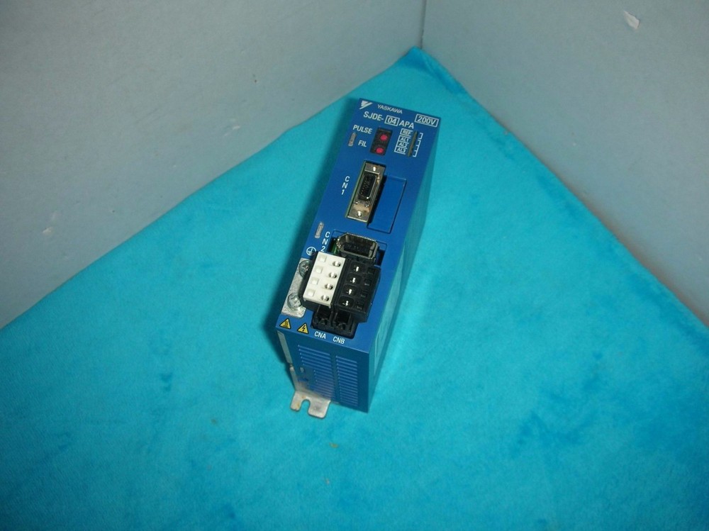 Yaskawa servo drive SJDE-04APA