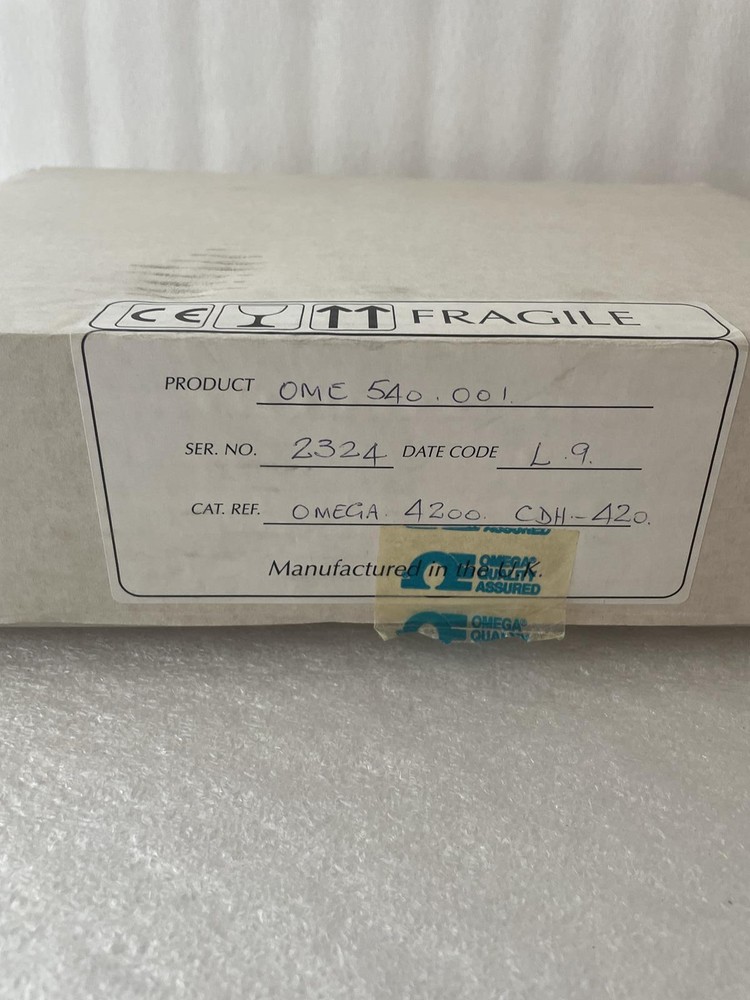 OMEGA CDH-420 CONDUCTIVITY METER