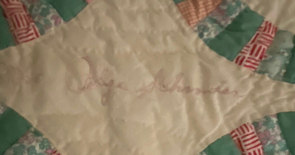 QUILT-‘SIGNED’ HANDMADE Wedding Ring Pattern 78” X 56” PATCHWORK *ANTIQUE*