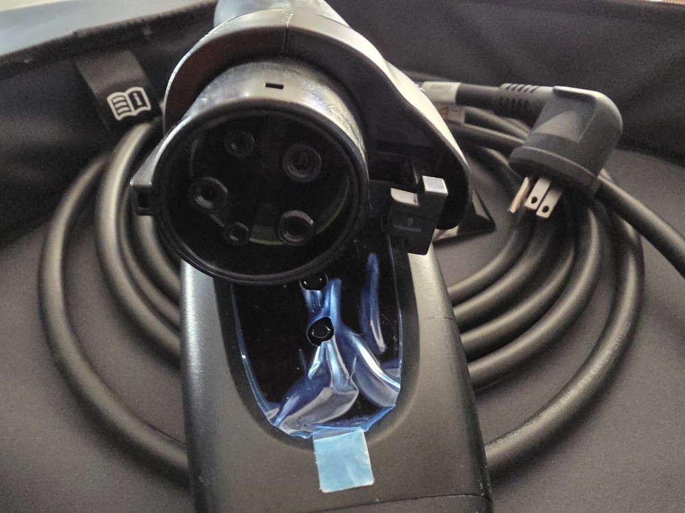Mercedes-Benz Mobile Flex Charging Cable