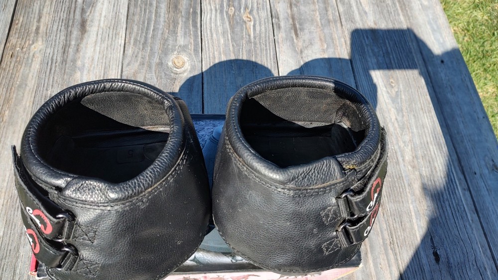 Cavallo Simple Boots Pair- Size 5
