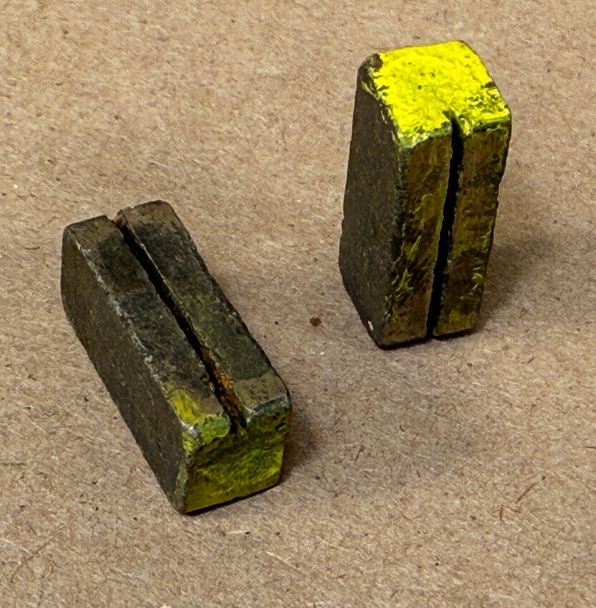 PAIR Grob Self-Seating Band Saw Guides .025 1/8″ Alum Bronze (Yellow) S1147A