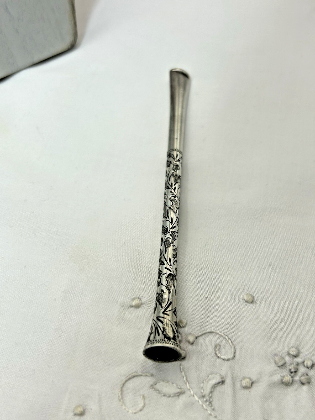 Unsigned 950 Silver Hand Etched Engraving Cigarette Holder 4-7/8" Vintage 9.8 gr