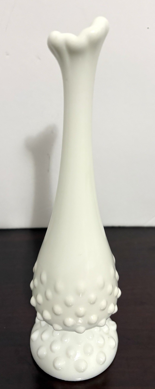 Vintage Fenton Milk Glass Hobnail Bud Swung Vase Approx 8.5” Tall Fluted
