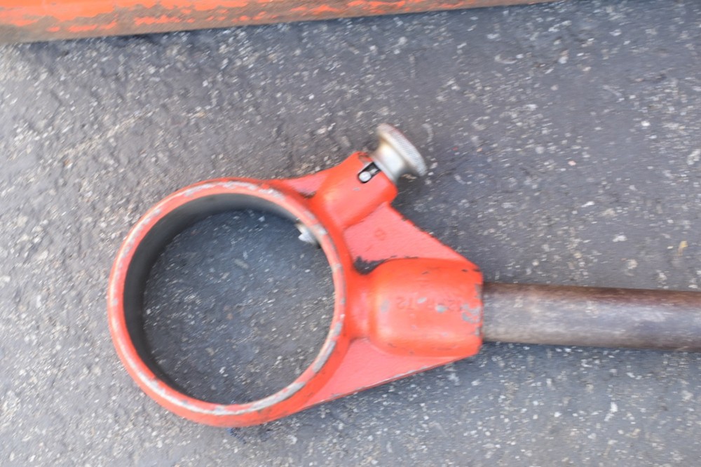 Ridgid 12-R pipe threader set new style 8pc