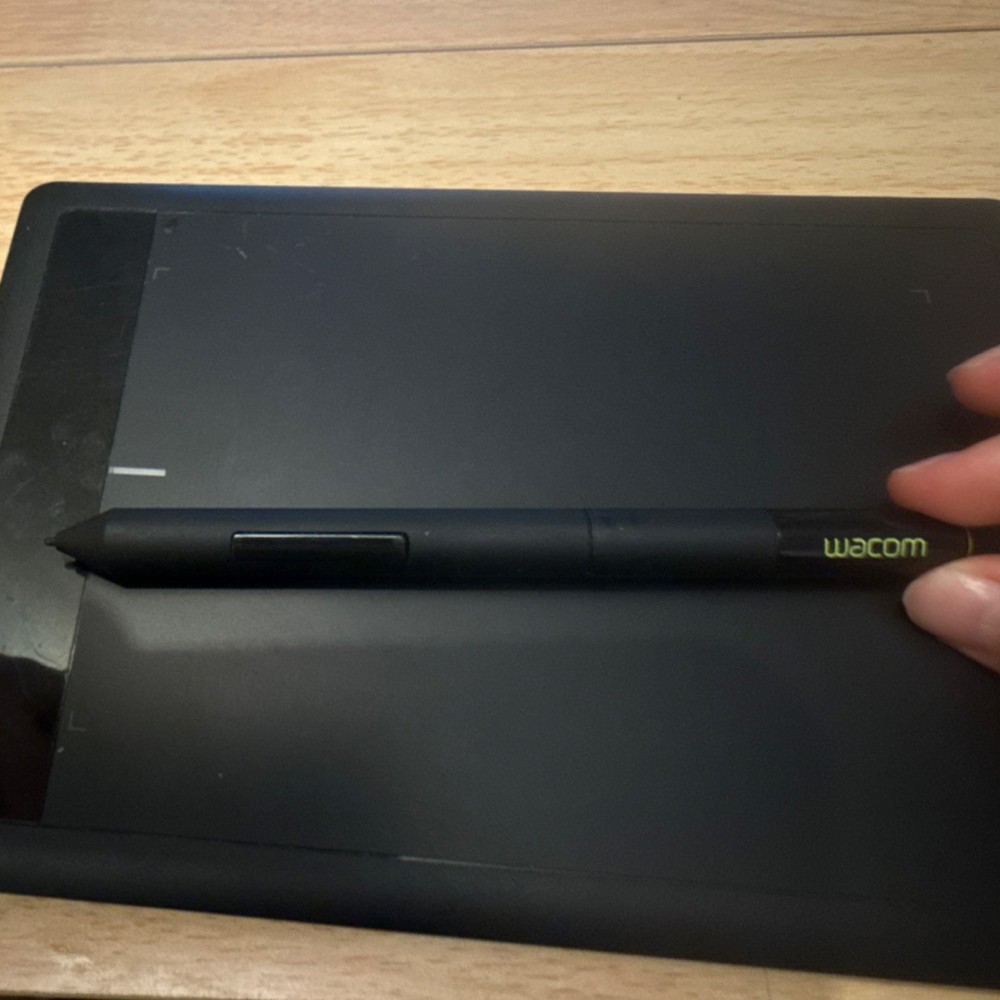 Wacom Bamboo Splash CTL-471 Drawing Tablet (Working)