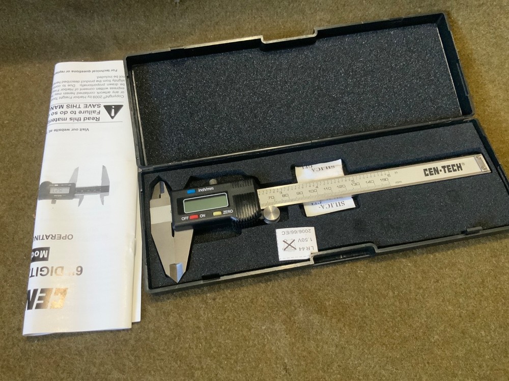 Digital caliper with case, Cen Tech Model 47257