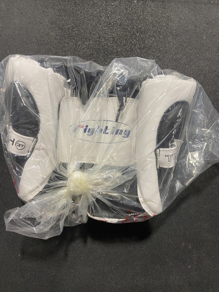 Fighting Tri-Tech Training Headgear LARGE